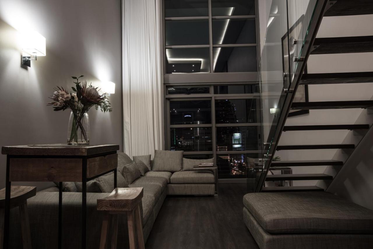 Ferienwohnung Luxurious Loft With Amazing View Of Table Mountain Kapstadt Exterior foto